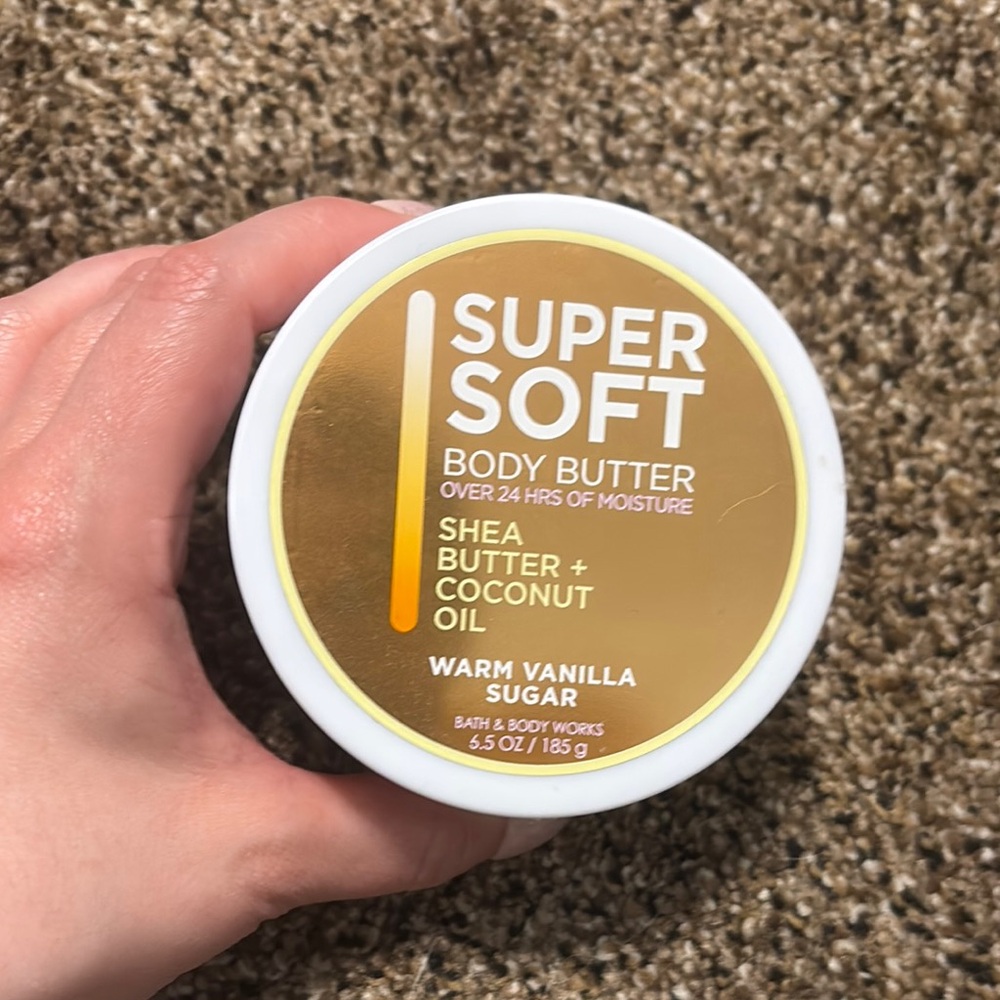 Bath & Body Works Super Soft Body Butter - Gold and White